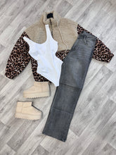 Load image into Gallery viewer, Alana straight leg grey denim jeans