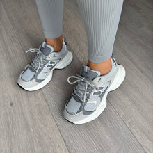 Load image into Gallery viewer, Nessa trainers - grey/silver (size up)