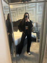 Load image into Gallery viewer, Anita wide leg jogger and jacket set - black