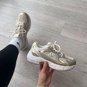 Nessa (style 2) trainers - gold/silver