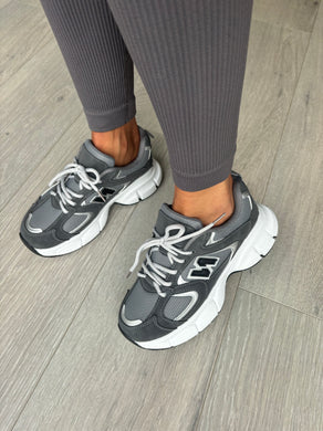 Nessa trainers - dark grey