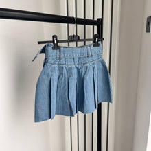 Load image into Gallery viewer, Kara denim pleated skirt with belt