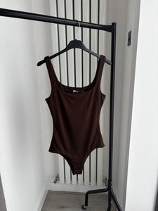 Una brown double lined slinky square neck bodysuit
