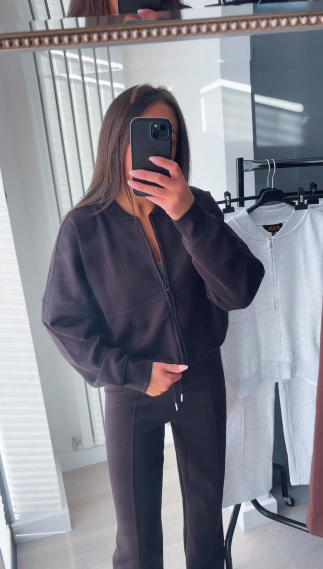 Talia straight leg jogger set - black