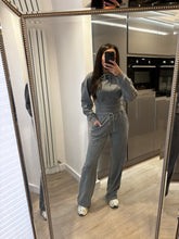 Load image into Gallery viewer, Eva cinch waist straight leg jogger set  - grey acid wash