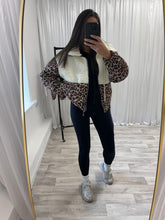 Load image into Gallery viewer, Cammie Teddy fleece leopard jacket - choose colour