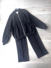 Load image into Gallery viewer, Anita wide leg jogger and jacket set - black