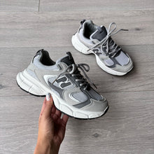 Load image into Gallery viewer, Nessa trainers - grey/silver (size up)