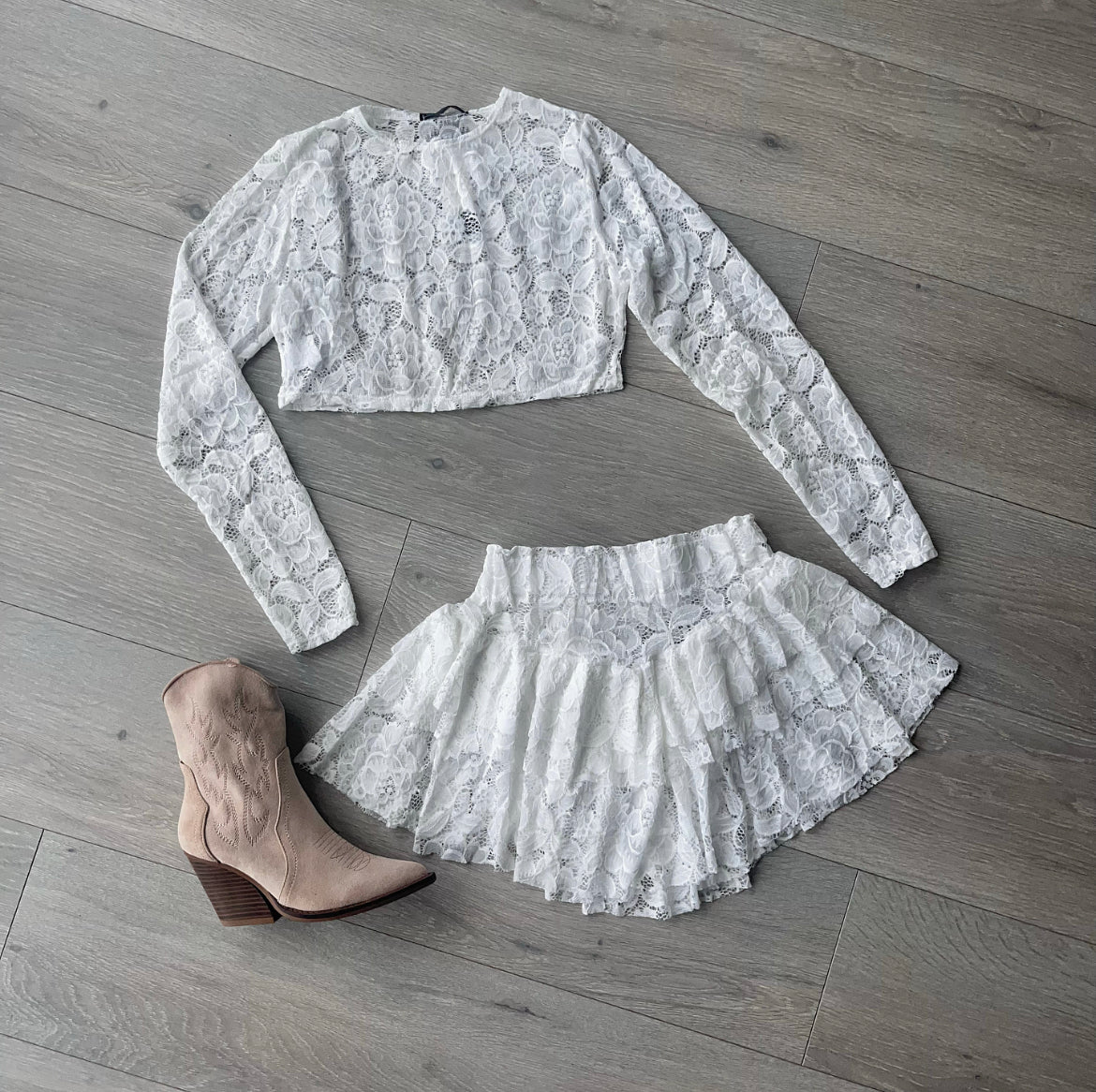 White lace rara outlet skirt