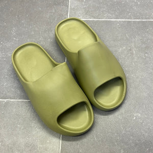 Rubber slides - green
