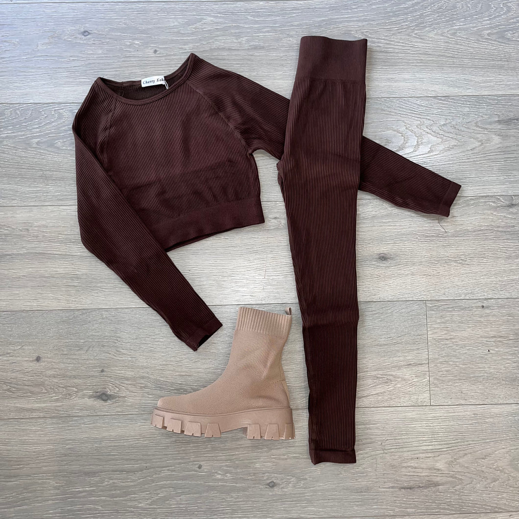 Carrie ribbed crop and leggings set - chocolate