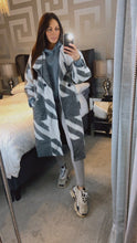 Load image into Gallery viewer, Astra houndstooth longline coat - grey/white