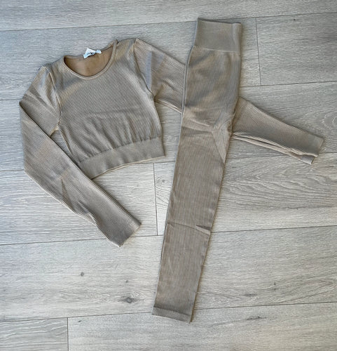 Carrie ribbed crop and leggings set - taupe