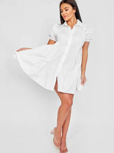 Load image into Gallery viewer, Stassie smock dress - white